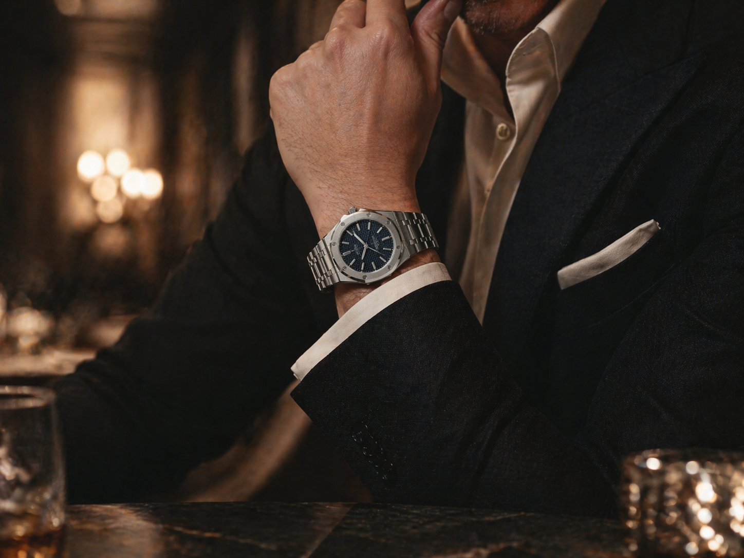 Omega Seamaster replica featuring a comfortable rubber strap, ideal for active wear and outdoor adventures